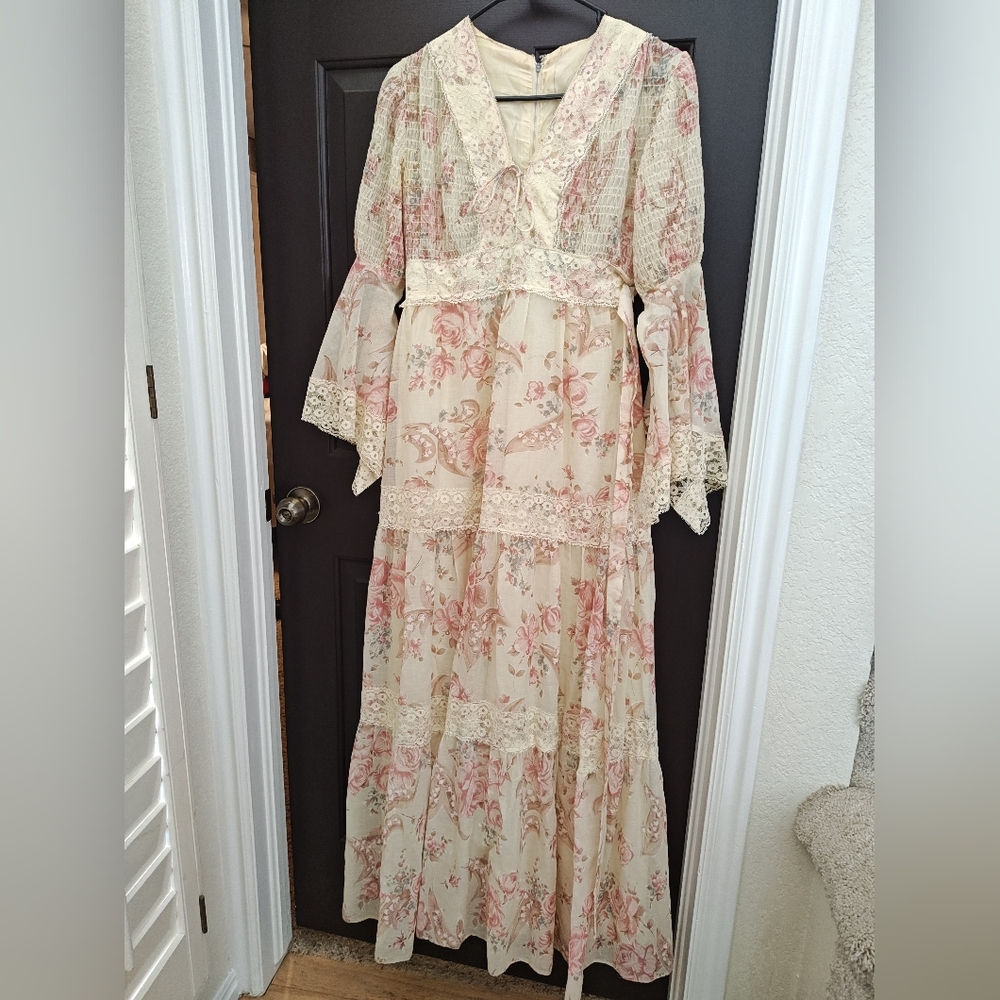Possible Gunne Sax/Replica Cream/Pink Bell Sleeve dress